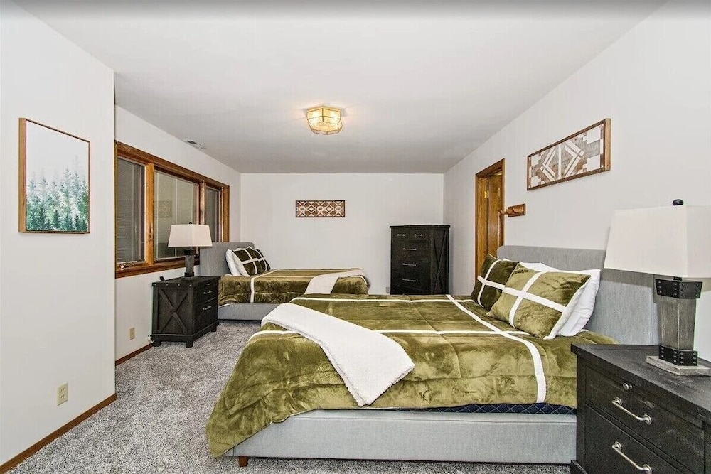 Summit Lodge 1&2