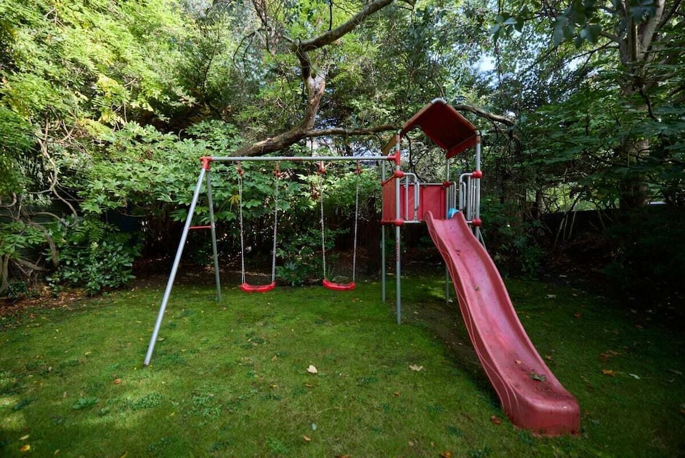 The Primrose Hill Place - Charming 4bdr Flat With Communal Garden
