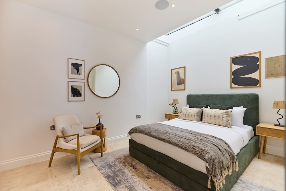 The Camden Park Place - Lovely 4bdr Flat With Garden