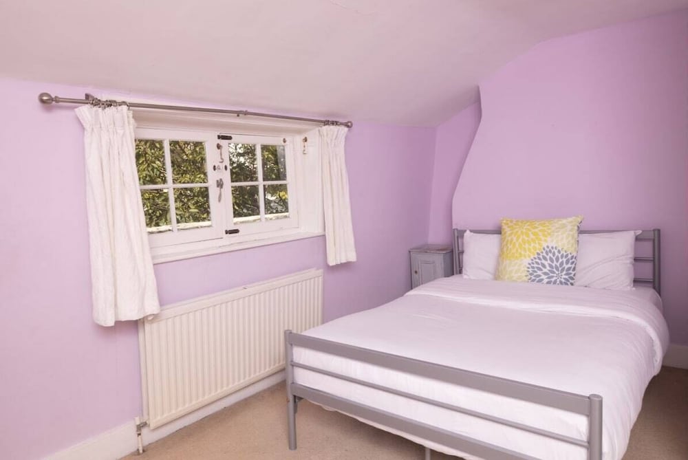 The Angel Place Hideaway - Fair 4bdr House With Terrace