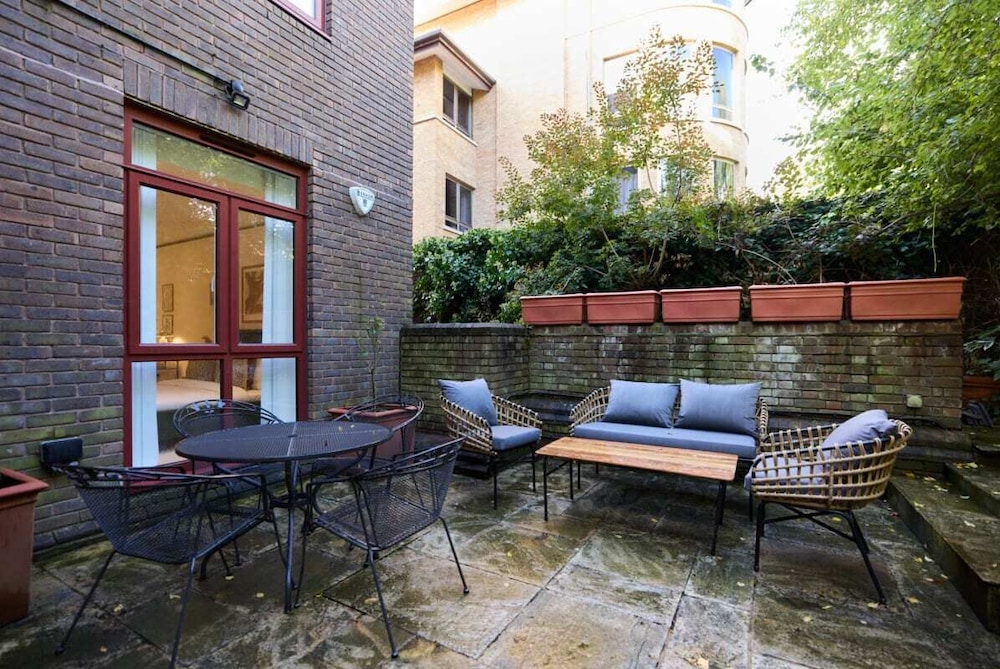 The Primrose Hill Place - Charming 4bdr Flat With Communal Garden