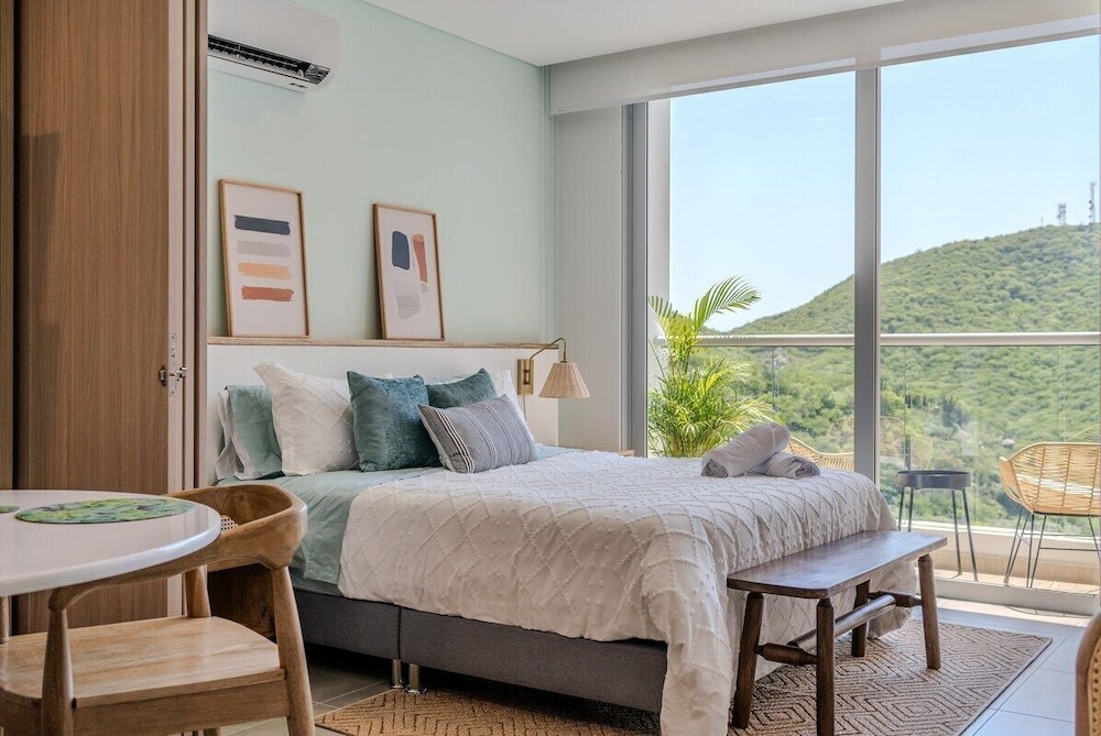 Salguero Suites