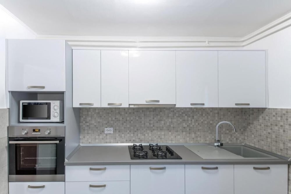 Comfortable Apartment in Umag With Parking Space