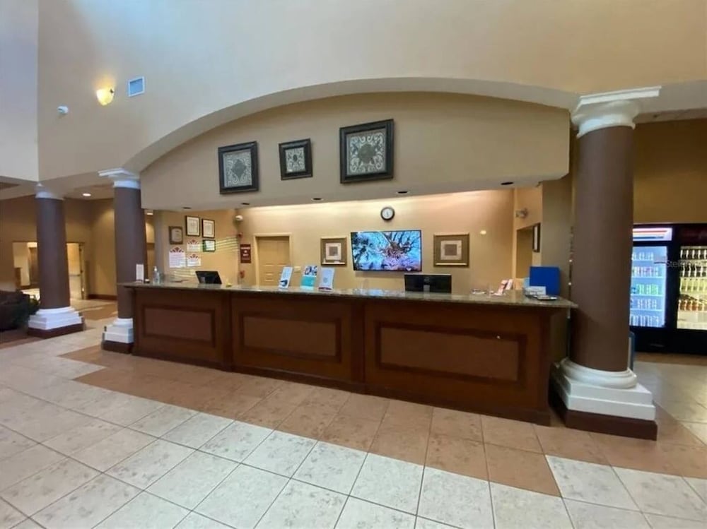 Escape To Paradise Near Disney And Seaworld 1 Bedroom Home by RedAwning