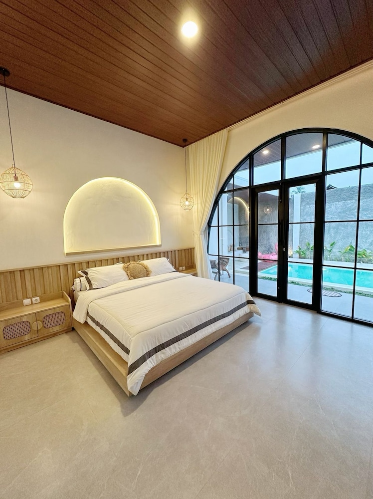 Pinnara Borobudur Private 2 BR Villa