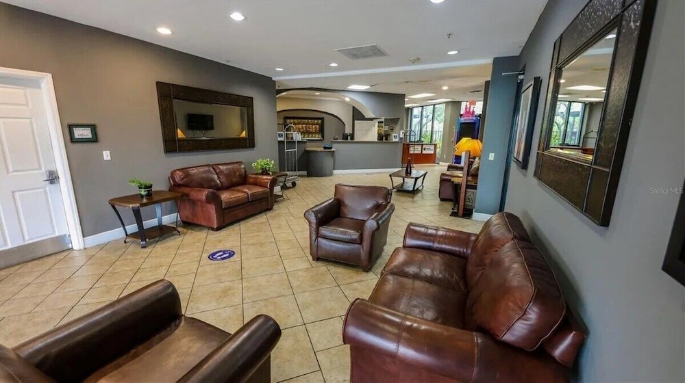 Enclave Swanky