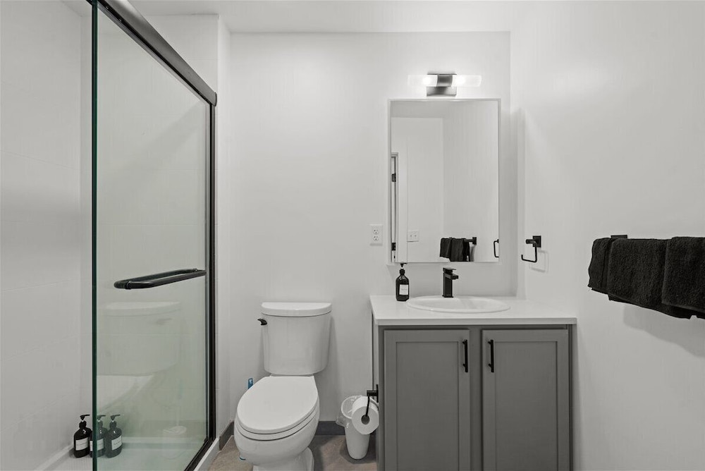 Luxe 2BR Suite in South End Charlotte