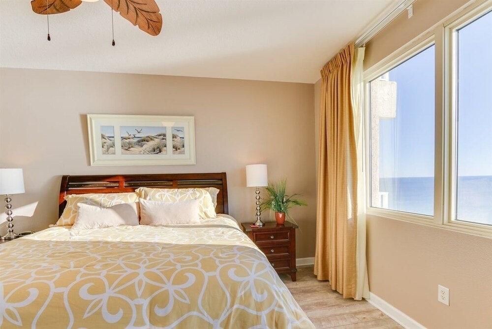 Shores Of Panama 1601 3 Bedroom Condo