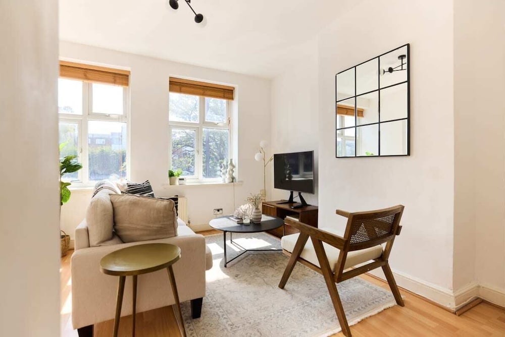 The Highgate Place - Pleasing 1bdr Flat photo 4