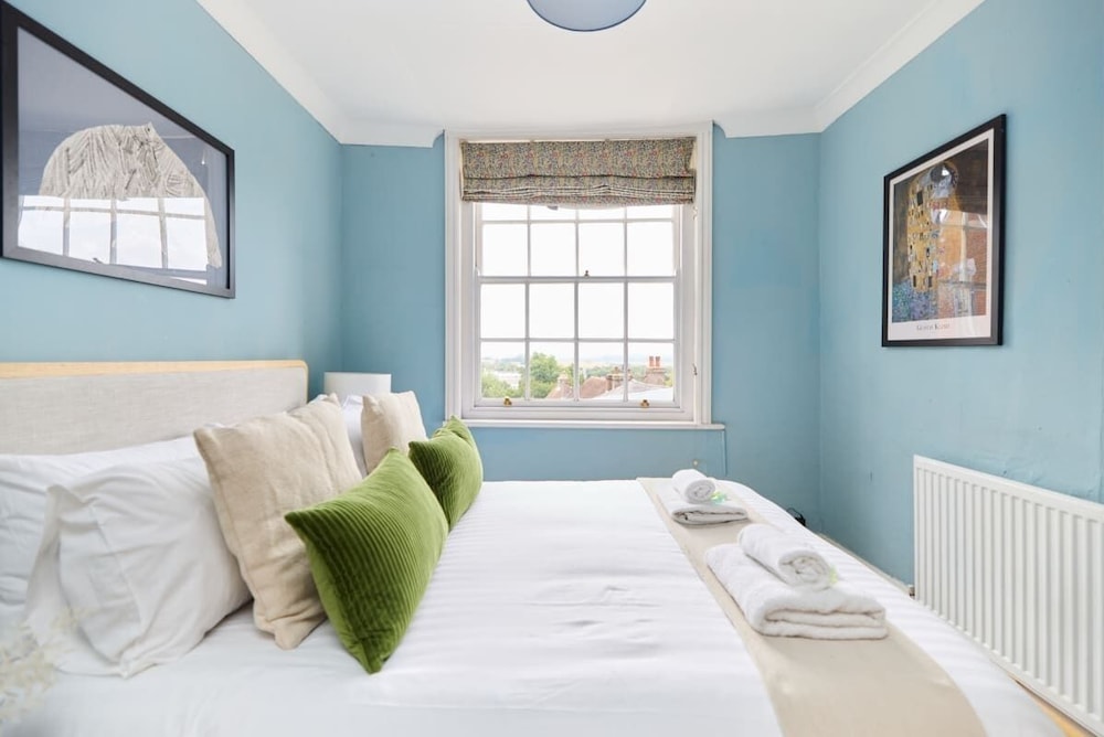 The Lewes Place - Contemporary 3bdr House With Patio view 5