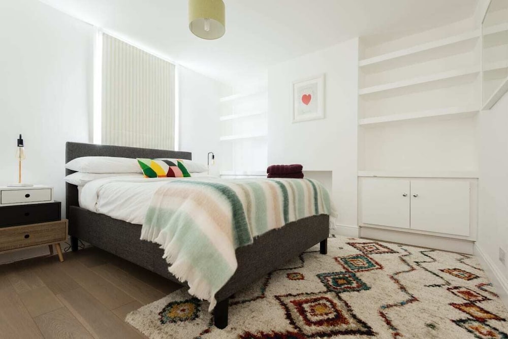 The Old Tailor House - Large & Charming 4BDR Home in Jericho