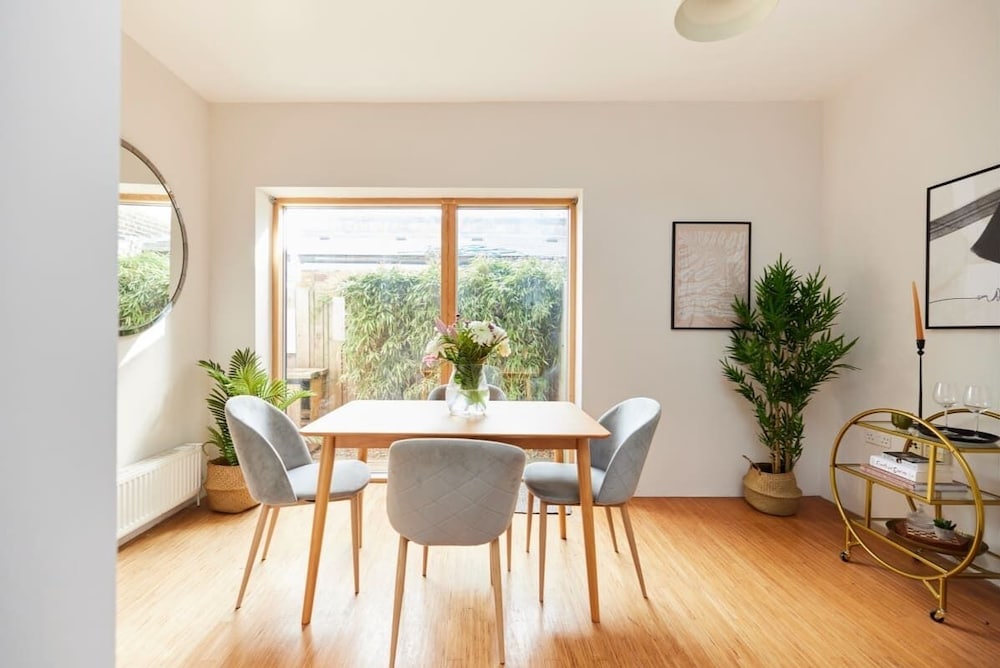 The Southwark Wonder - Charming 1bdr Flat With Patio — London