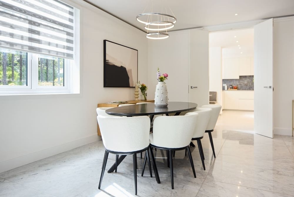 The Primrose Hill Place - Charming 4bdr Flat With Communal Garden