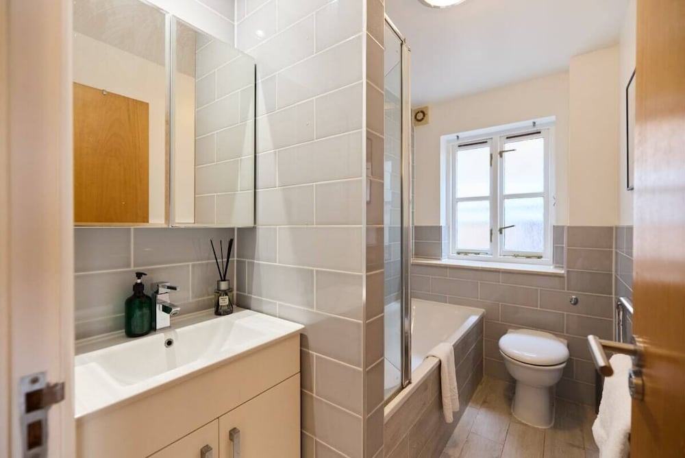 The Kingsland Place - Adorable 2bdr Flat