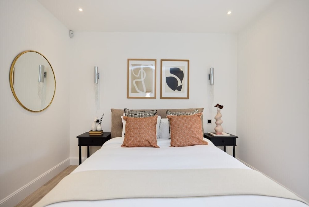 The Primrose Hill Place - Charming 4bdr Flat With Communal Garden