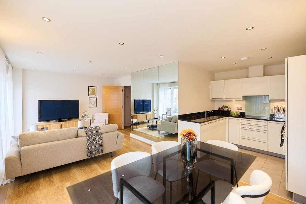 The Battersea Park Place - Amazing 2bdr Flat With Terrace