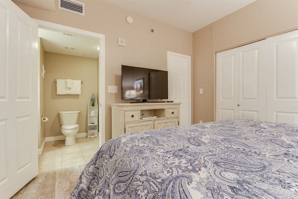 Shores Of Panama 1602 1 Bedroom Condo