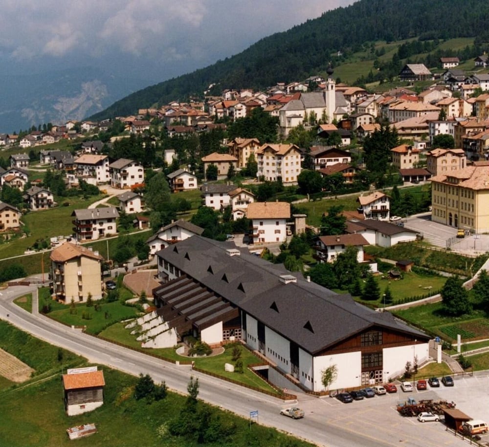 Photo 43