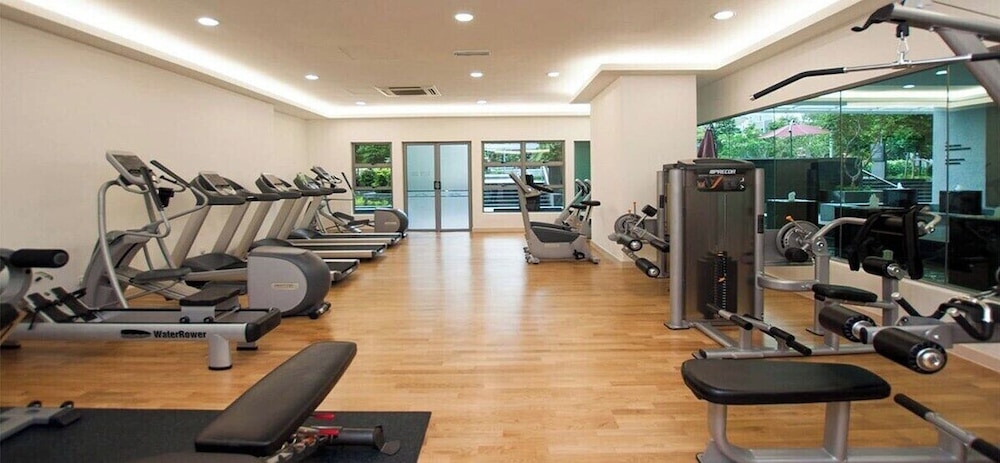 Modern High Floor 3BR Apt Bathtub Bkt Bintang