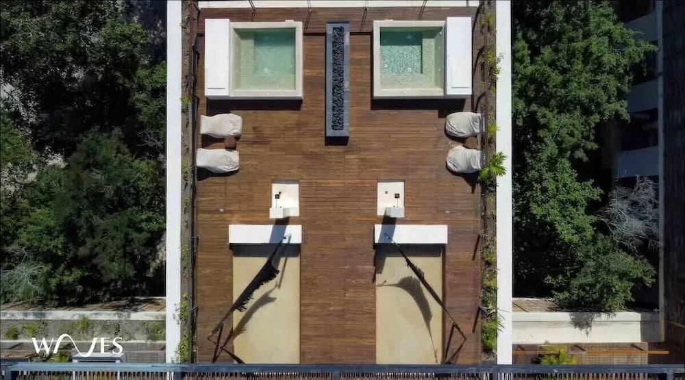 Great Located 2 Br. W/terrace & Private Pool