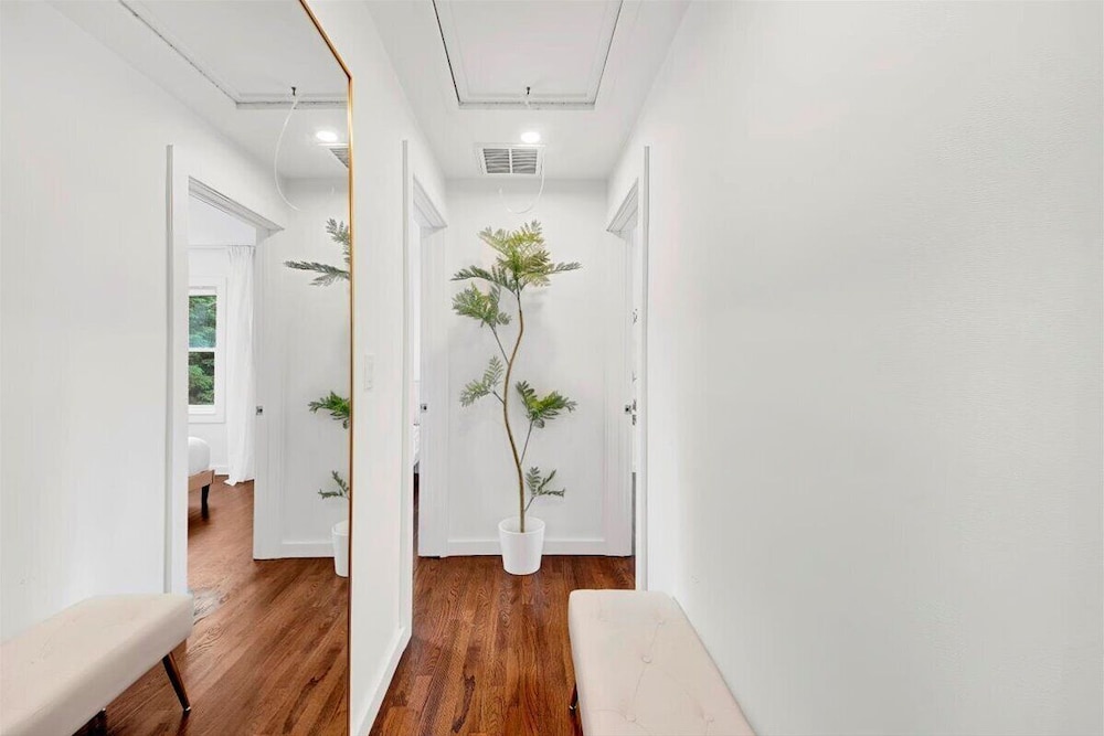 Modern Comfort in the Heart of NYC