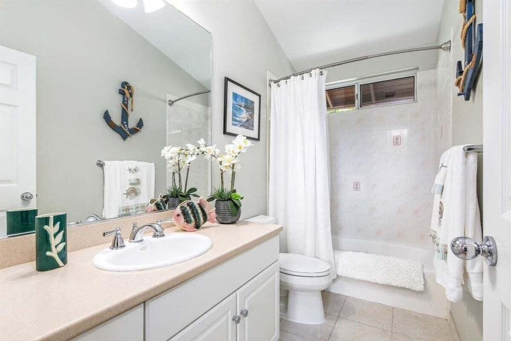 Hale Kona 2 Bedroom Home