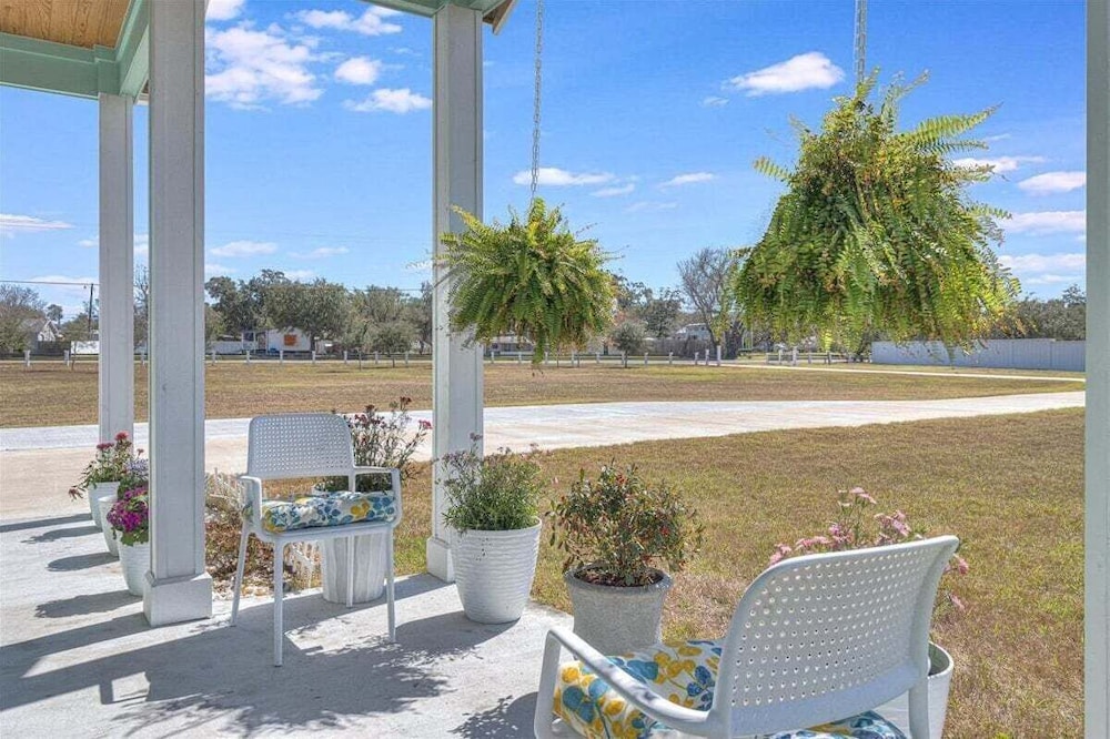 Tranquil Waters 8 Bedroom Home