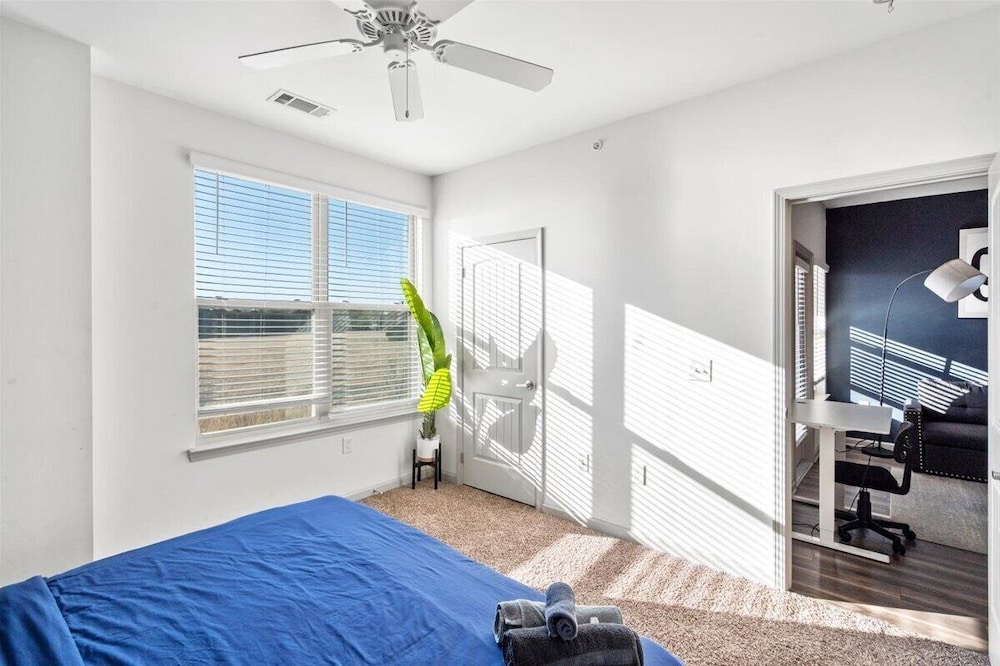 Upscale 2BR Suite Mins Uptown Charlotte