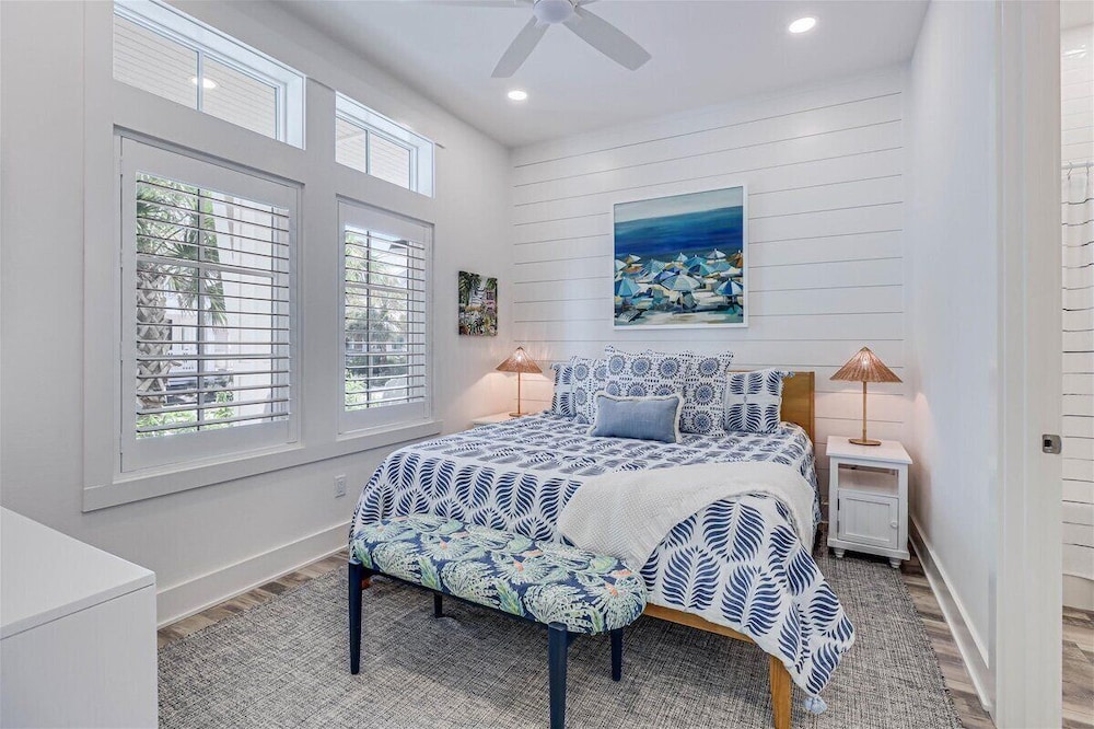 The Pool House 315 HI