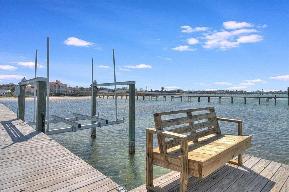 Tranquil Waters 8 Bedroom Home