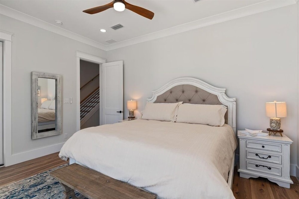 Delta Dawn 6 Bedroom Home