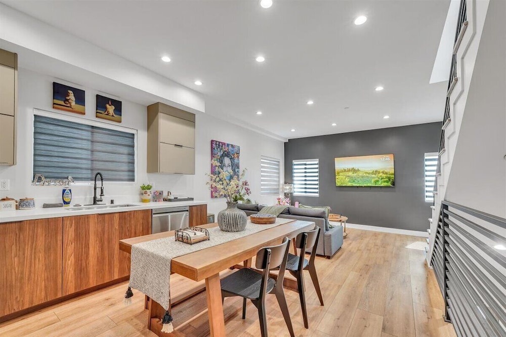 Luxe Townhome | Newly-Built