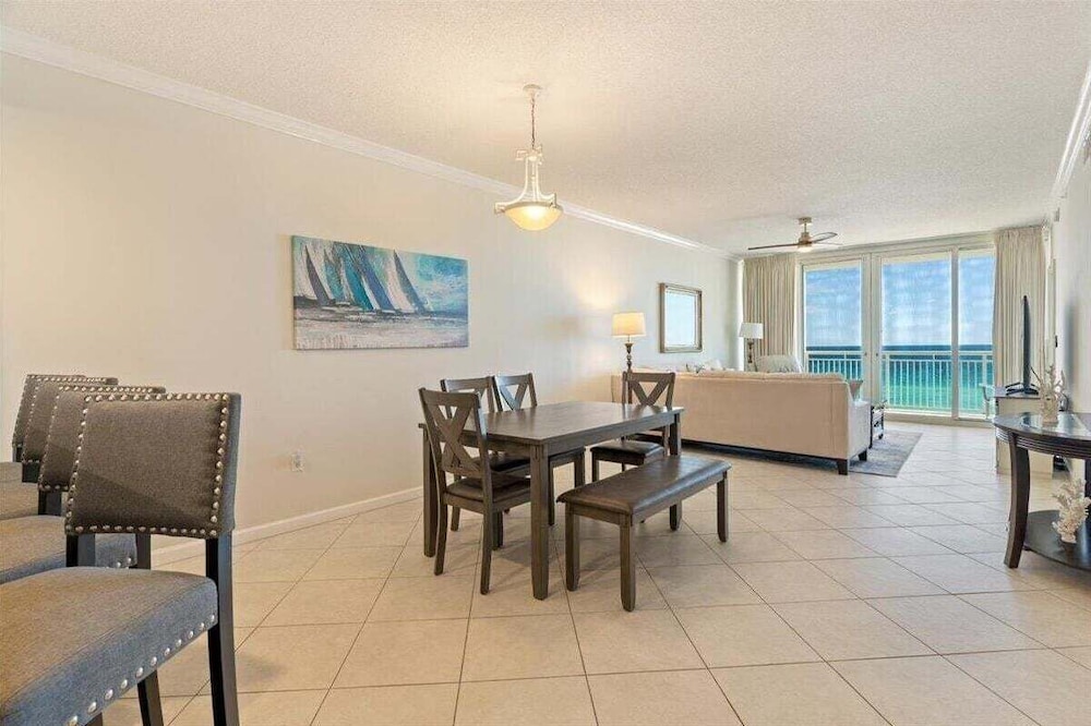 Sea Glass 2 Bedroom Condo