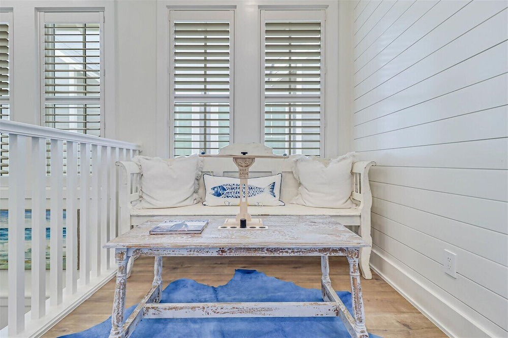 Castaway Cove 316 SOU