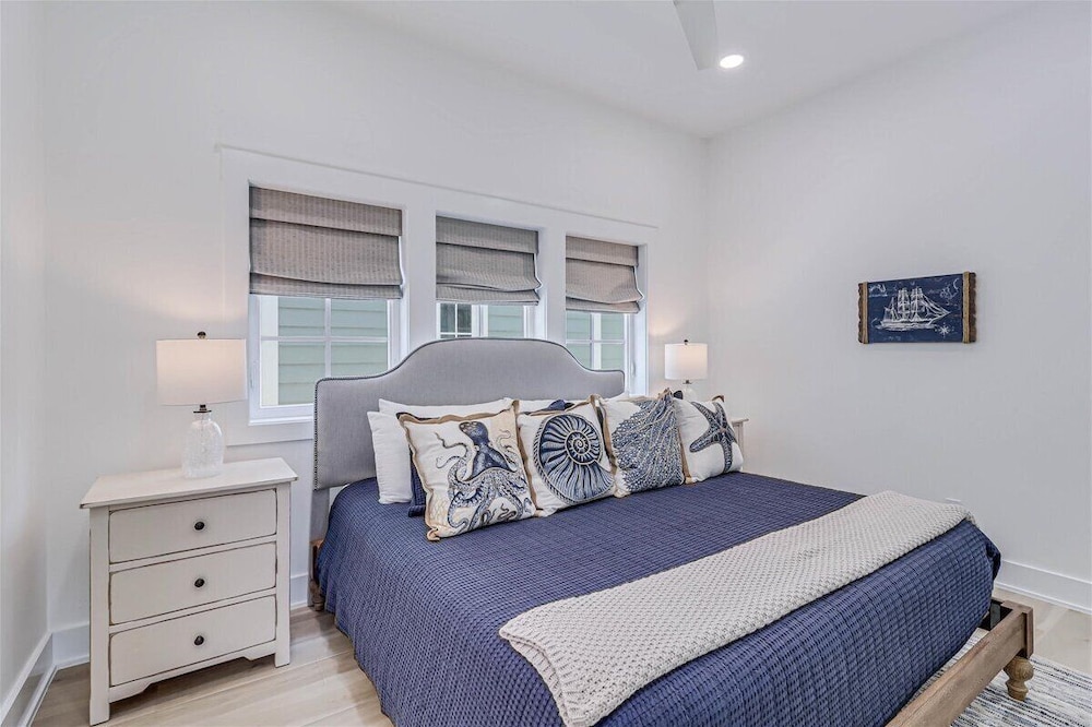 Southern Sandcastle 129 STA
