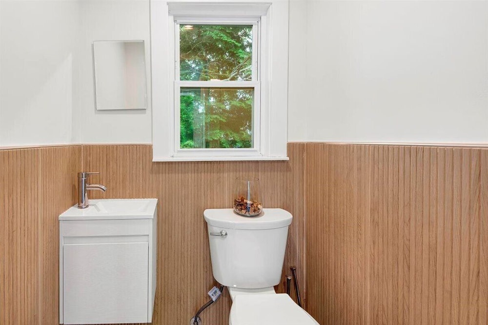 Modern Comfort in the Heart of NYC