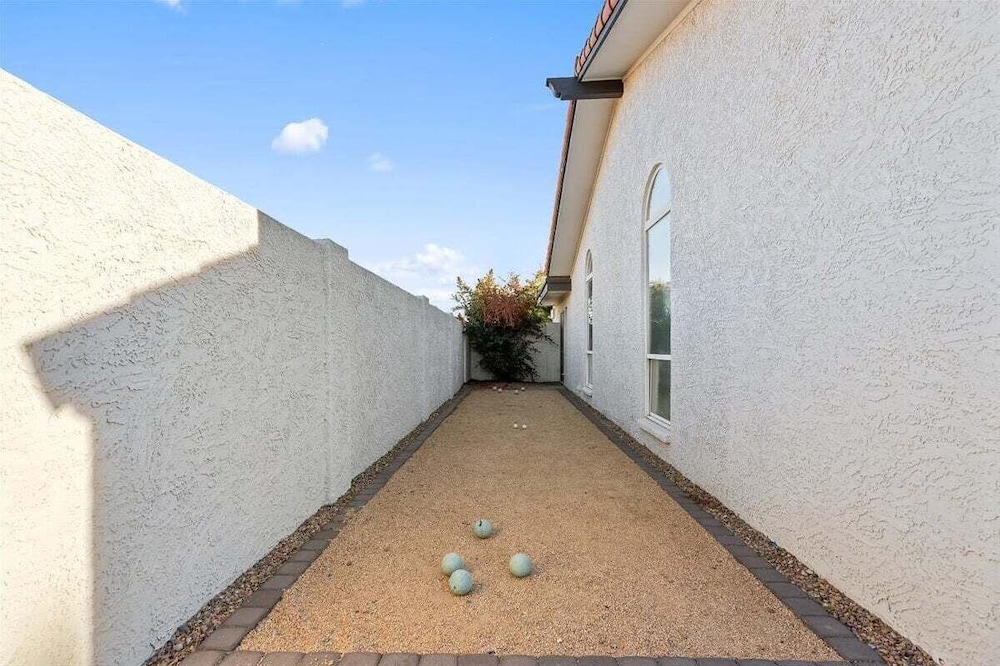 Kierland Charm - Private Yard w/ Pool, Golf & More