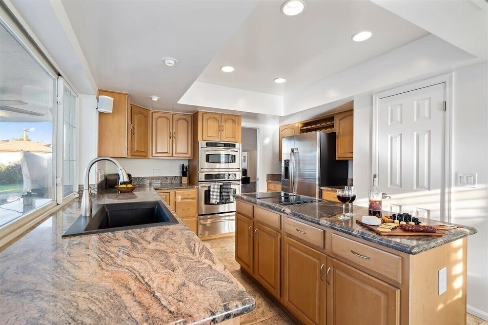 Kierland Charm - Private Yard w/ Pool, Golf & More