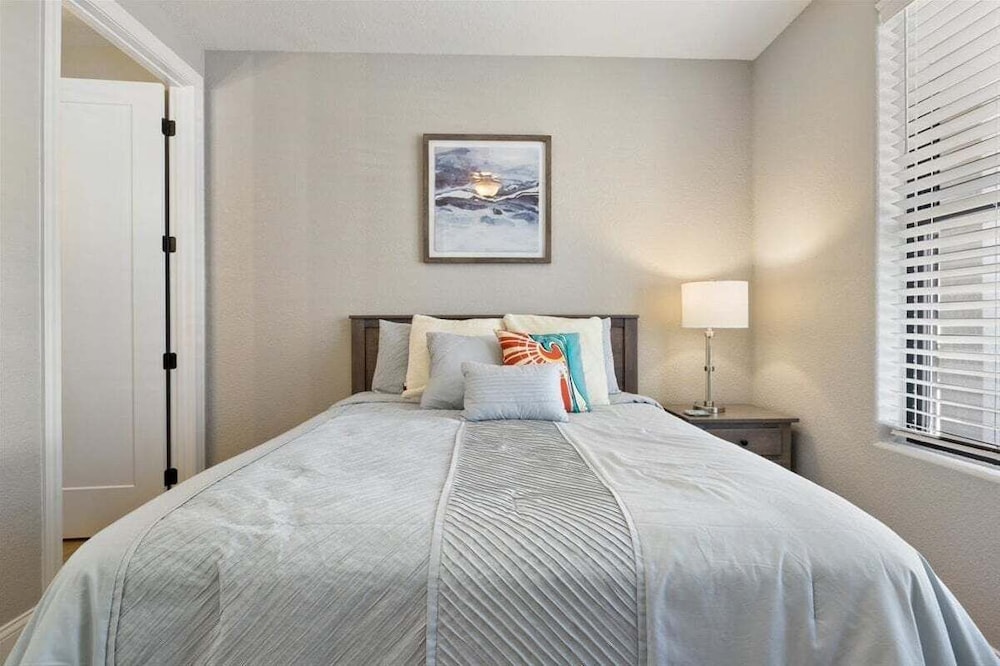 19mm Family-friendly, Bunks & Games at Topsider w/ 2 Pools