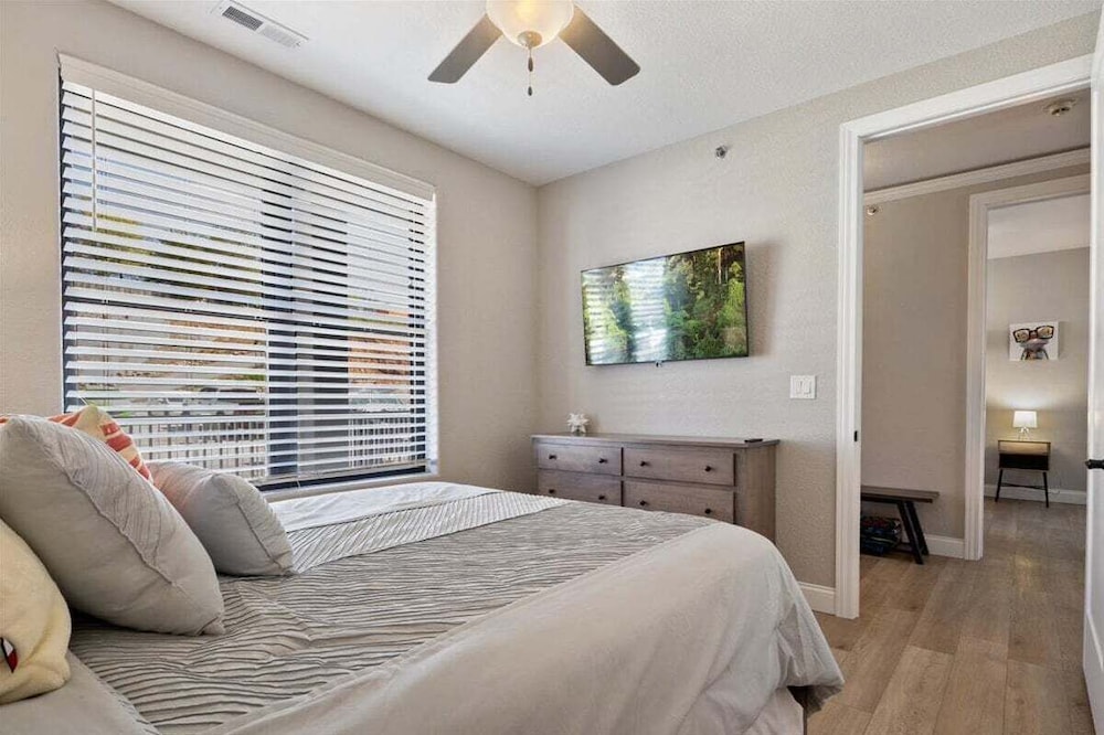 19mm Family-friendly, Bunks & Games at Topsider w/ 2 Pools