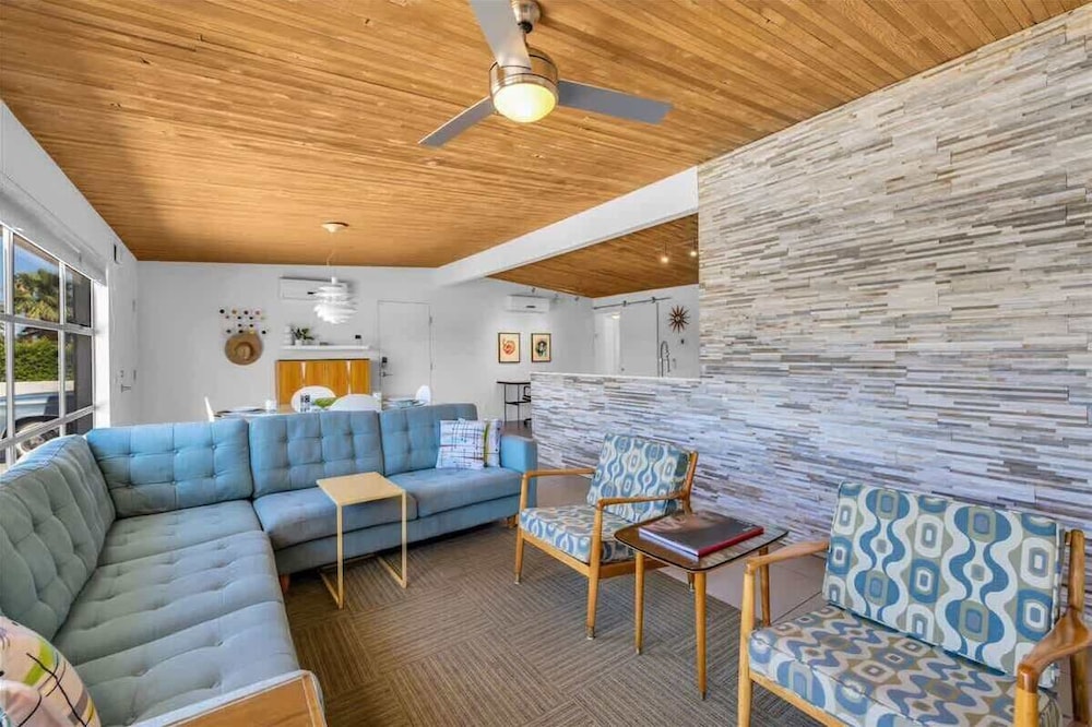 Modern Paradise at Sonora