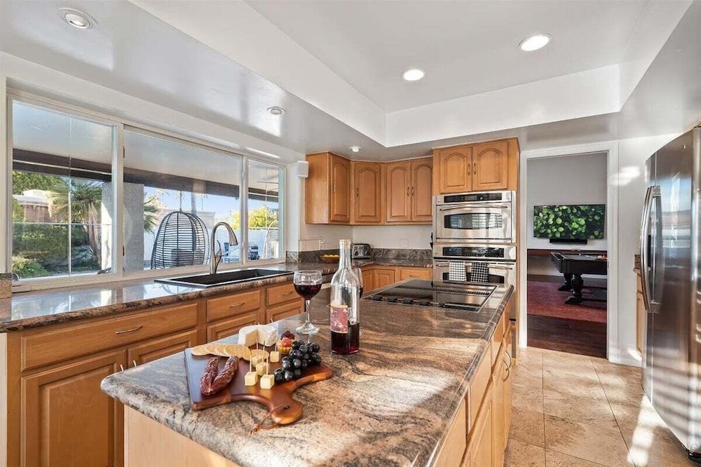 Kierland Charm - Private Yard w/ Pool, Golf & More