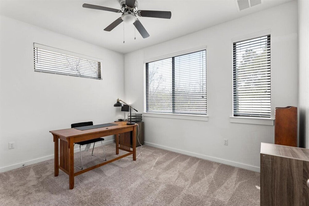 Stunning 3BR Desirable Austin Location