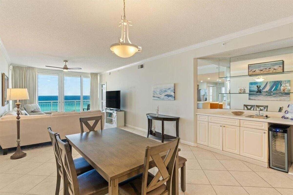 Sea Glass 2 Bedroom Condo