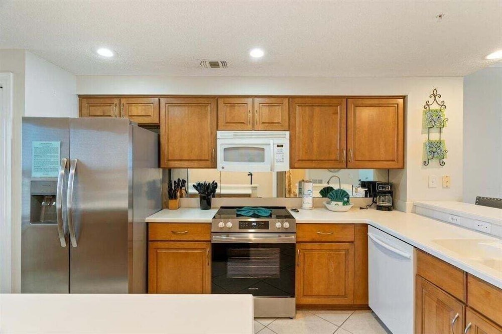 Sea Glass 2 Bedroom Condo
