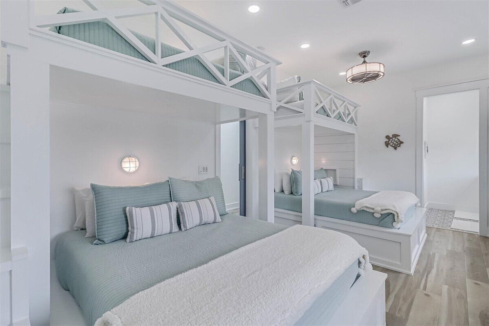 Southern Sandcastle 129 STA