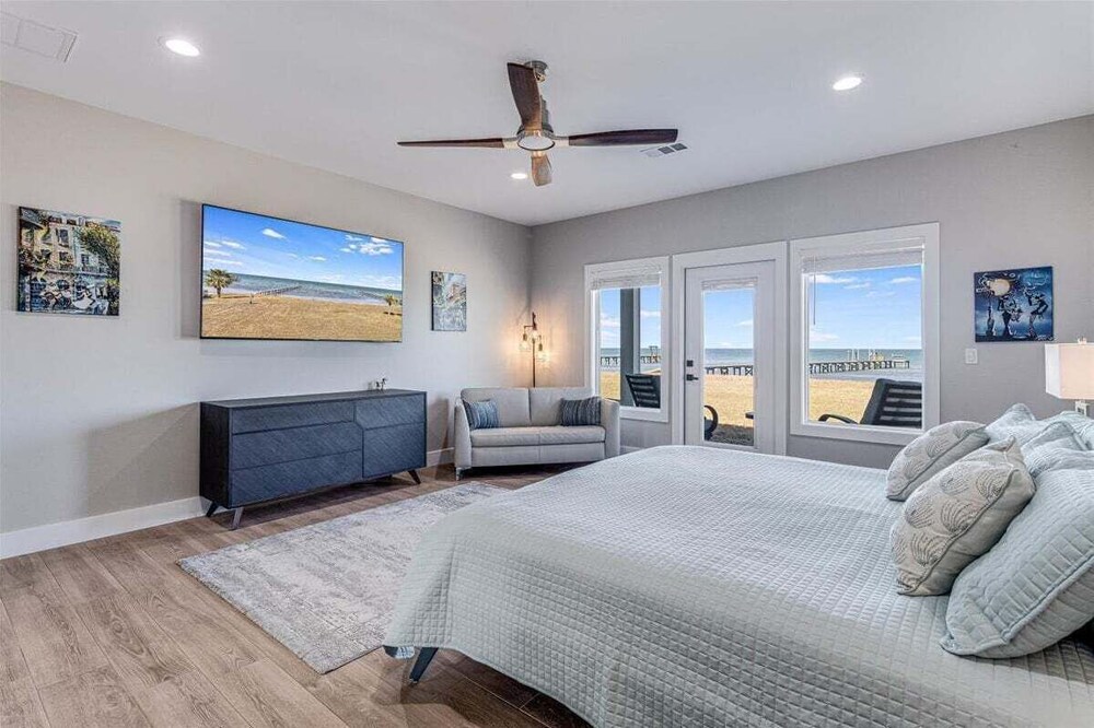 Tranquil Waters 8 Bedroom Home