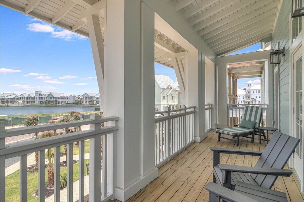 Southern Sandcastle 129 STA
