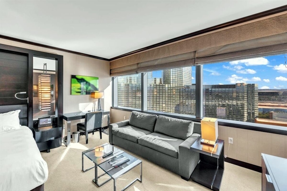 Premium Studio Suite at Vdara - Image 4