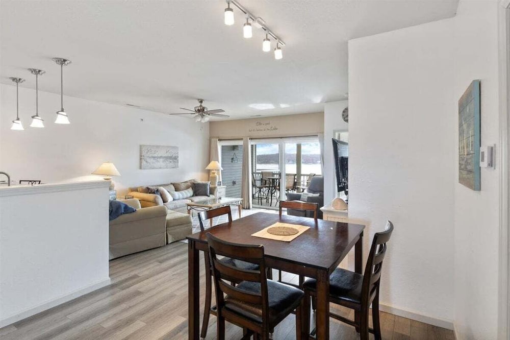 Stunning Main Channel Views, Screened Deck, & Pool